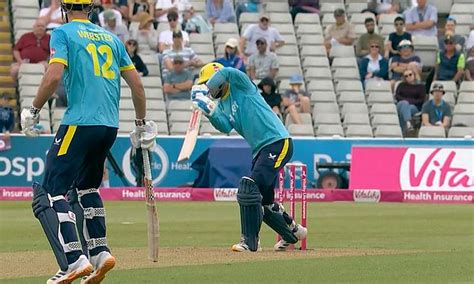 live cricket scores